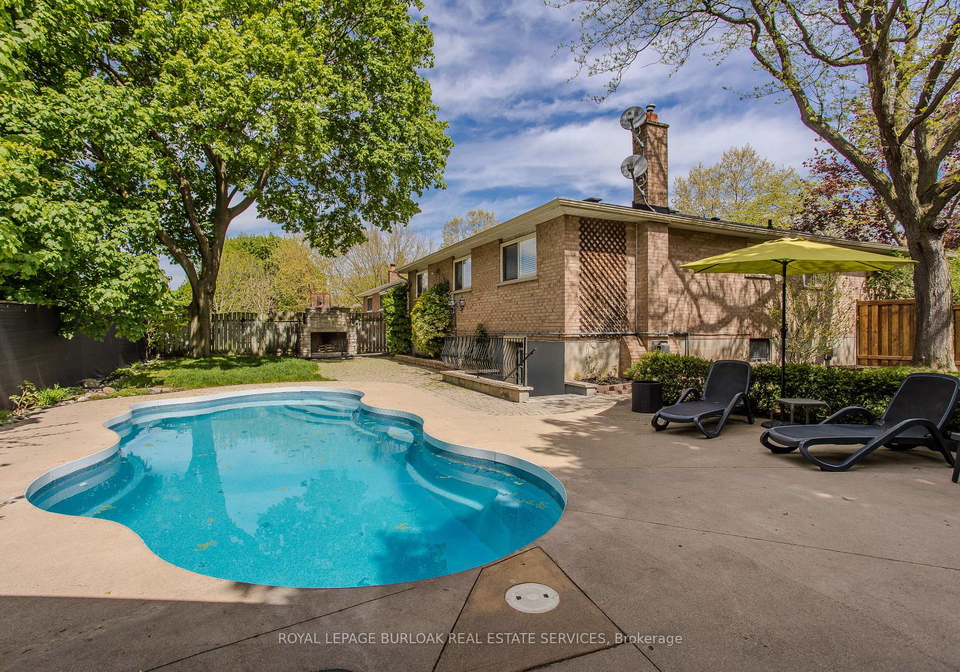 1128-dowland-crescent-burlington-ontario-w12215483