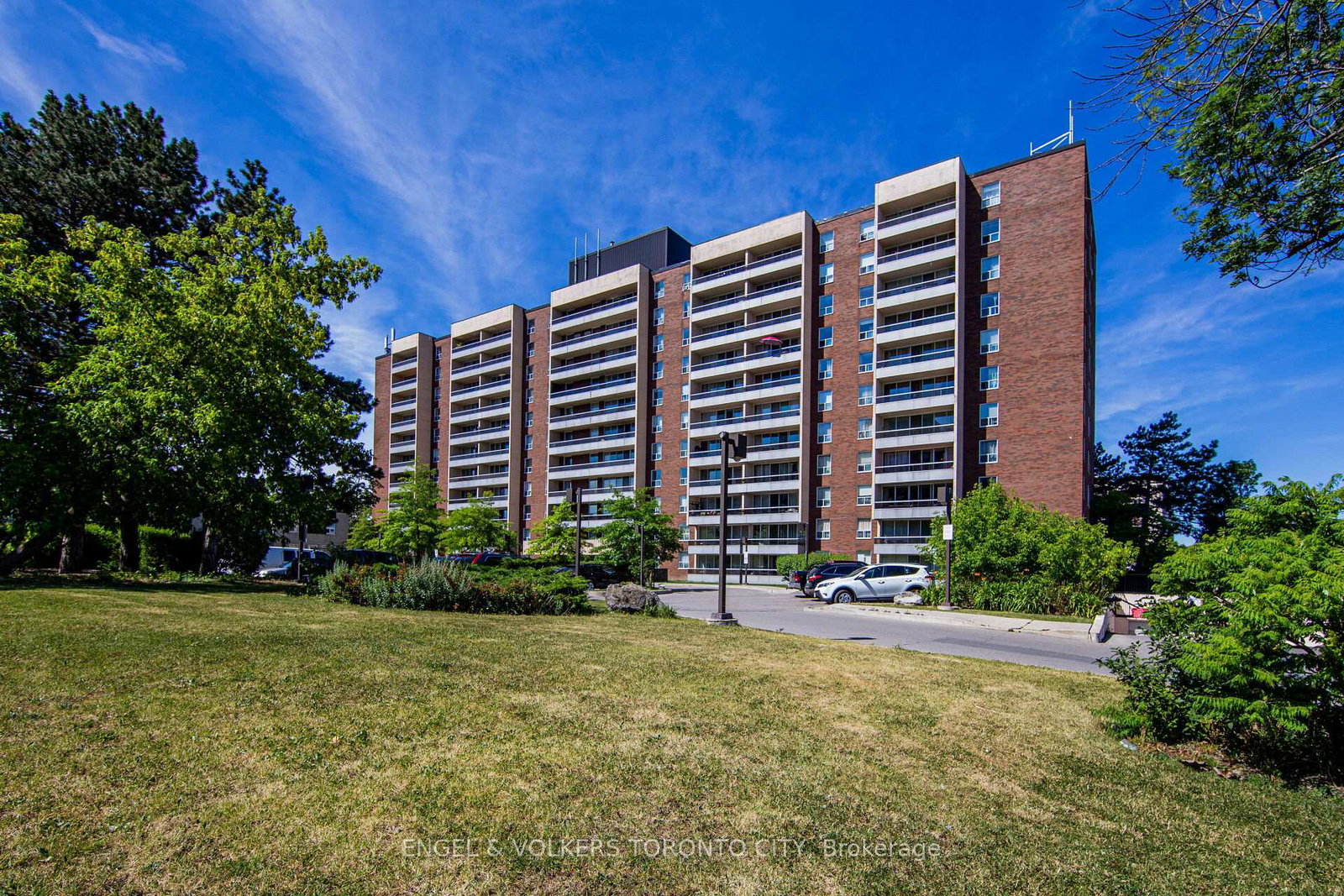 31-four-winds-drive-york-ontario-w12215694