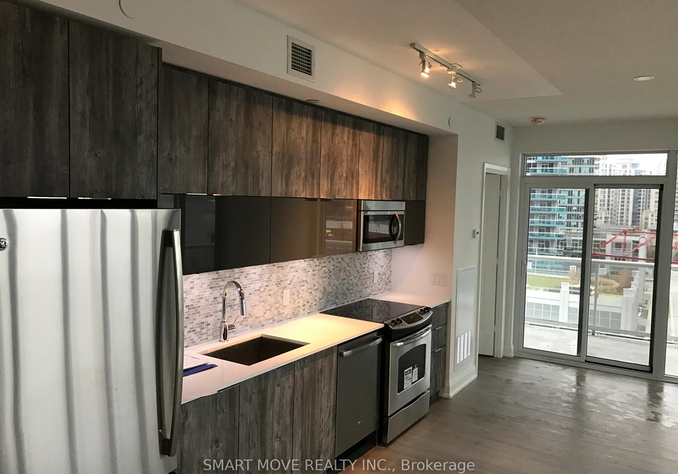 56-annie-craig-drive-etobicoke-ontario-w12215861