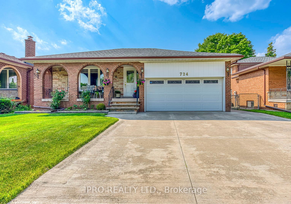 724-eversley-drive-mississauga-ontario-w12215959