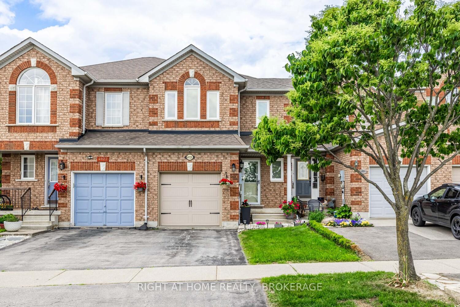 4020-berton-avenue-burlington-ontario-w12215987