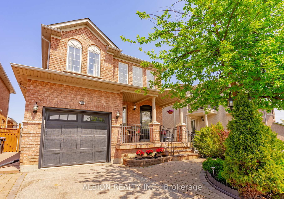 40-emily-carr-crescent-caledon-ontario-w12216044