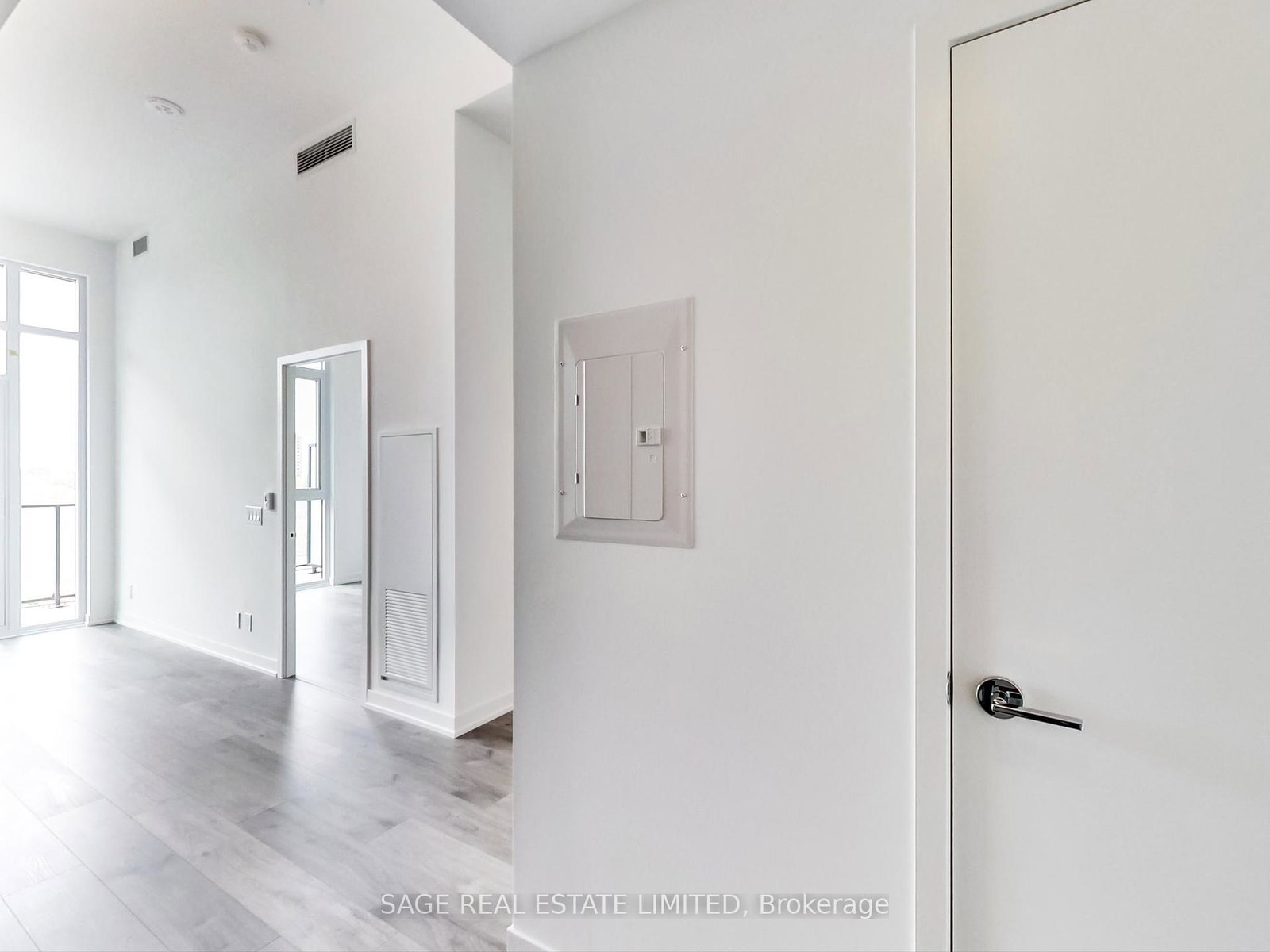 285-dufferin-street-toronto-ontario-w12216085