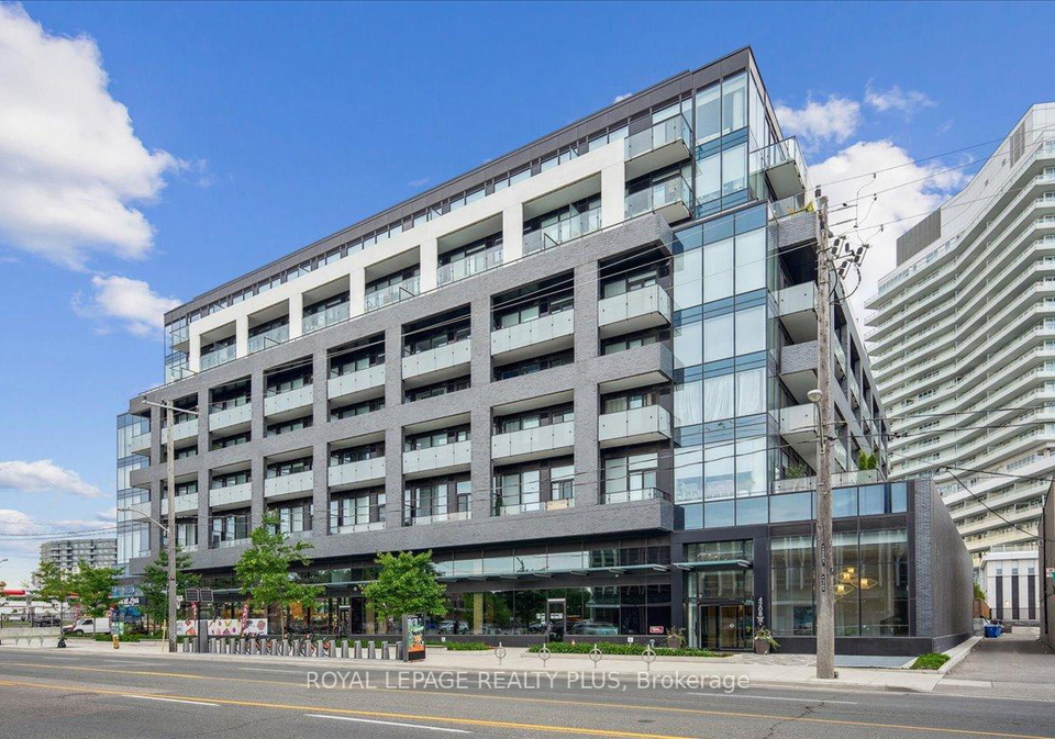 4208-dundas-street-w-etobicoke-ontario-w12216149