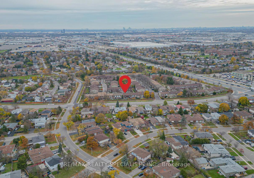 greenwich-circle-brampton-ontario-w12216176