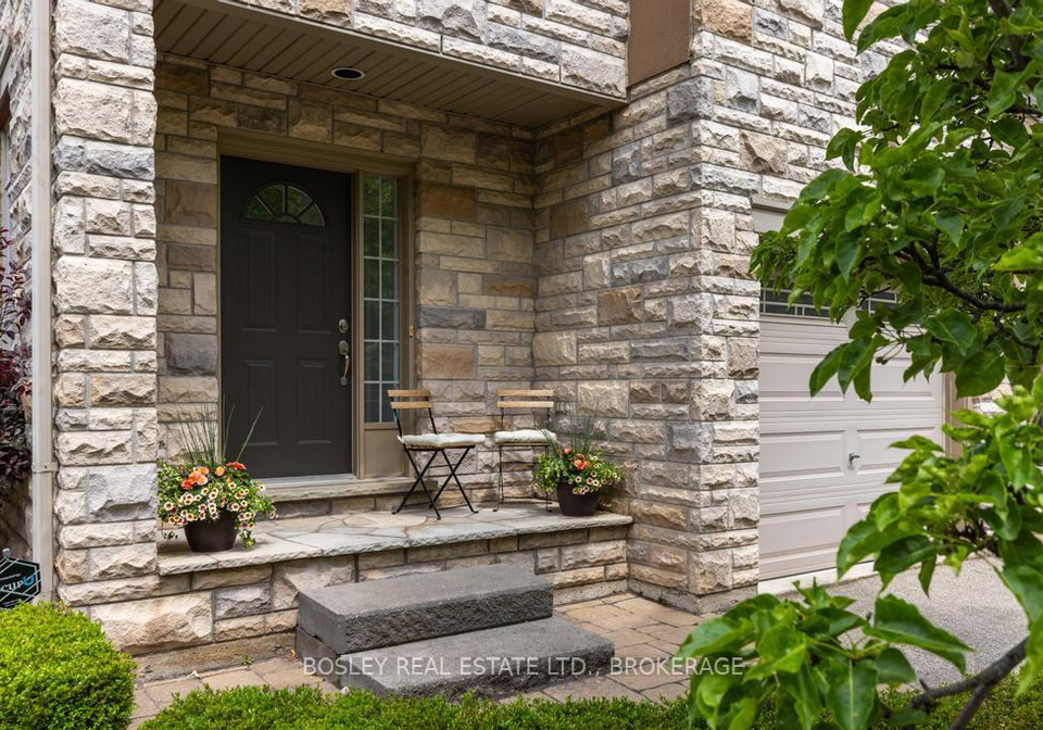 2282-orchard-road-burlington-ontario-w12216215