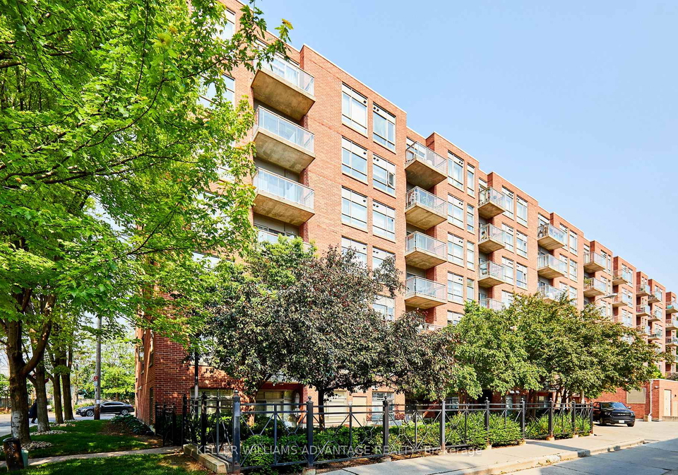 2495-dundas-street-w-toronto-ontario-w12216286