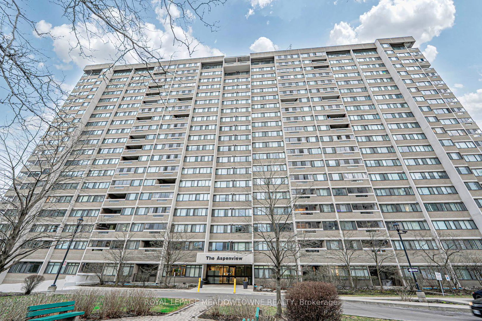 50-elm-drive-se-mississauga-ontario-w12216320