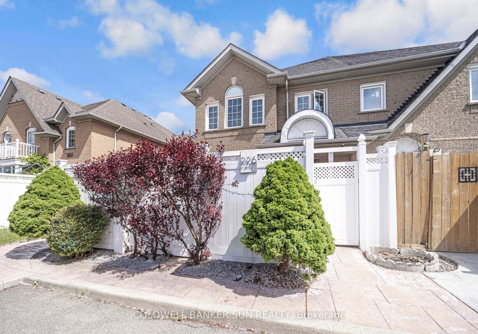 226-pressed-brick-drive-brampton-ontario-w12216569
