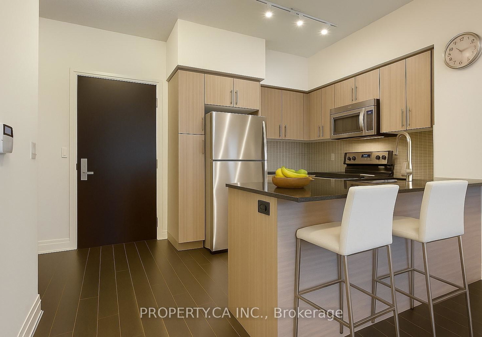 65-speers-road-oakville-ontario-w12216579