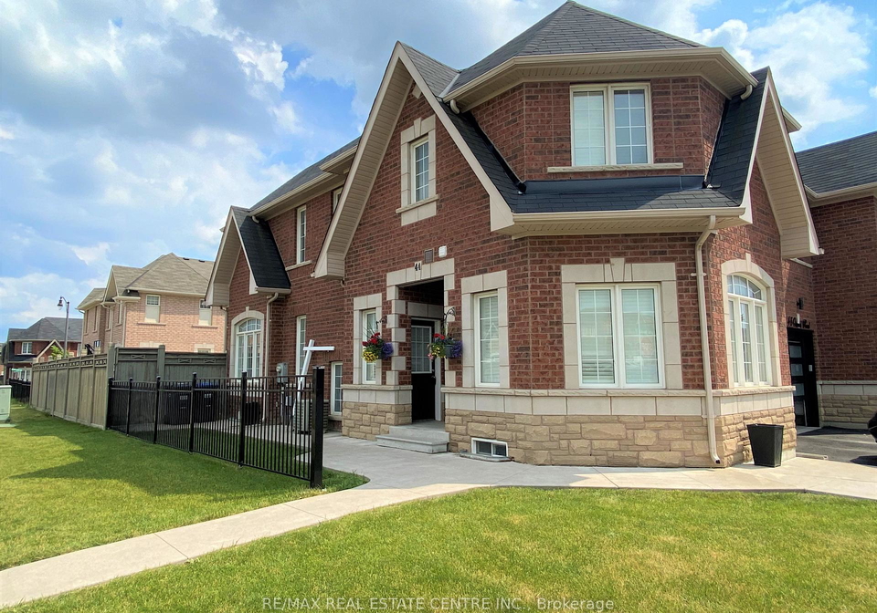 44-long-branch-trail-brampton-ontario-w12216779