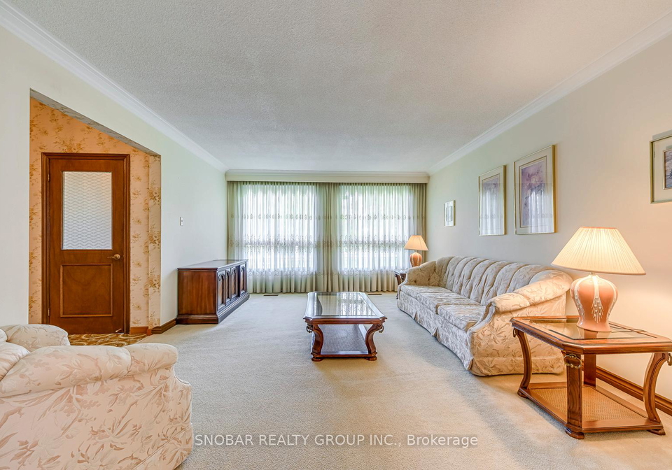 9a-kingsview-boulevard-etobicoke-ontario-w12217045
