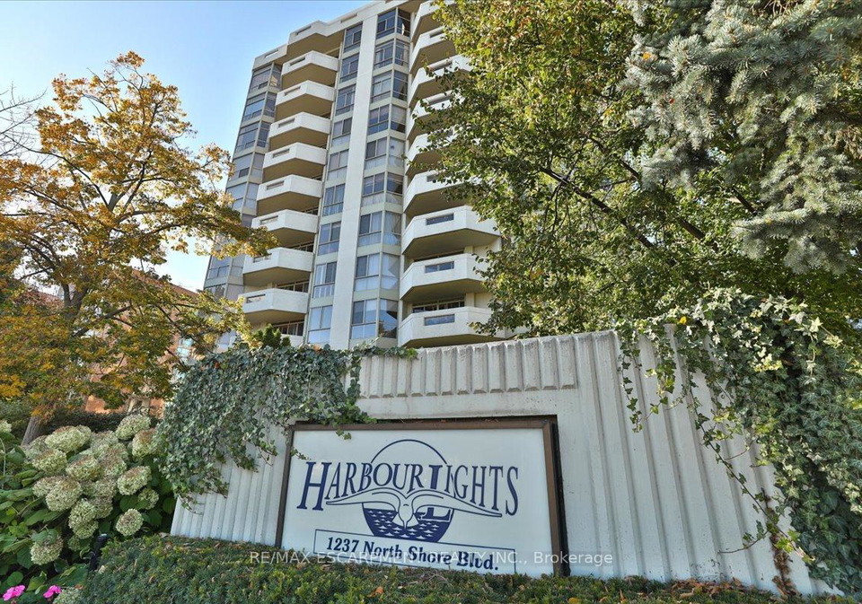 1237-north-shore-boulevard-burlington-ontario-w12217070