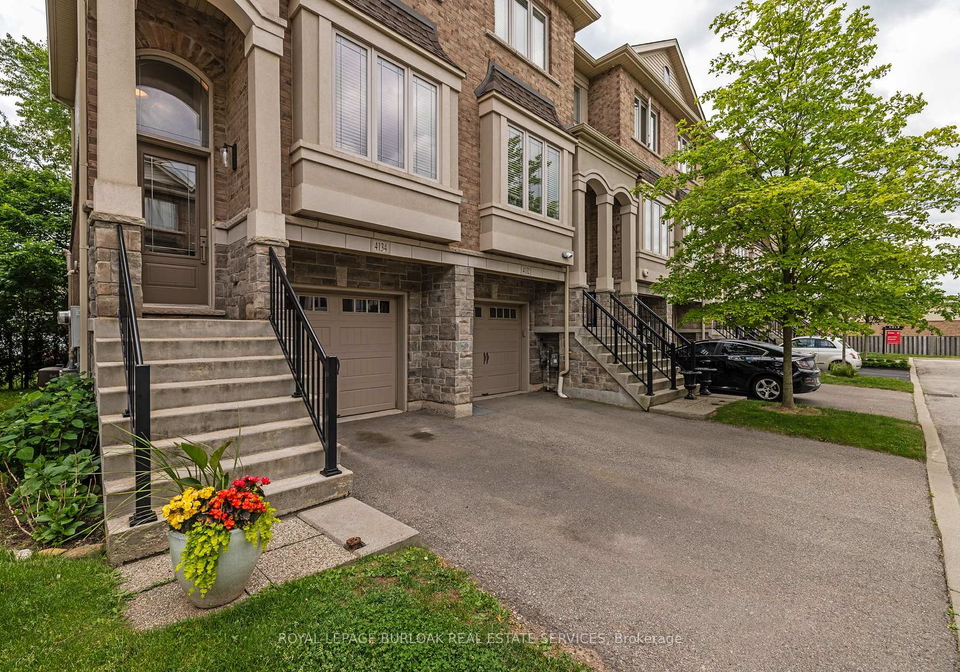 4134-galileo-common-burlington-ontario-w12217173
