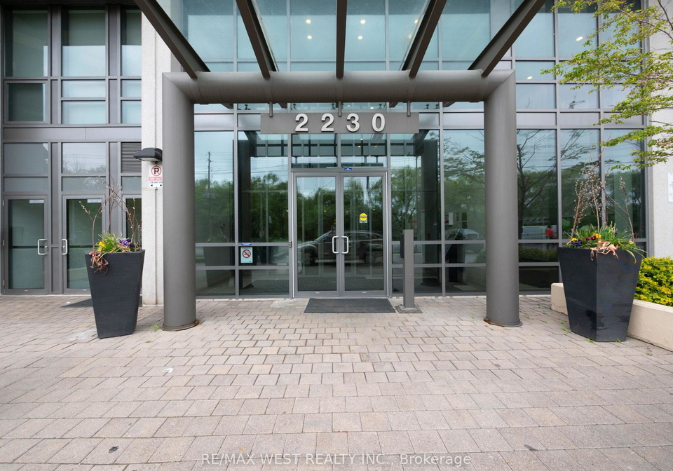 2230-lake-shore-boulevard-w-etobicoke-ontario-w12217180