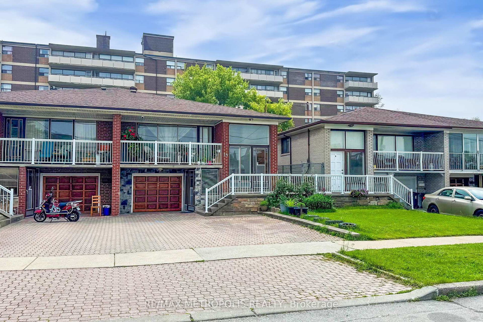 14-goldcrest-boulevard-north-york-ontario-w12217577