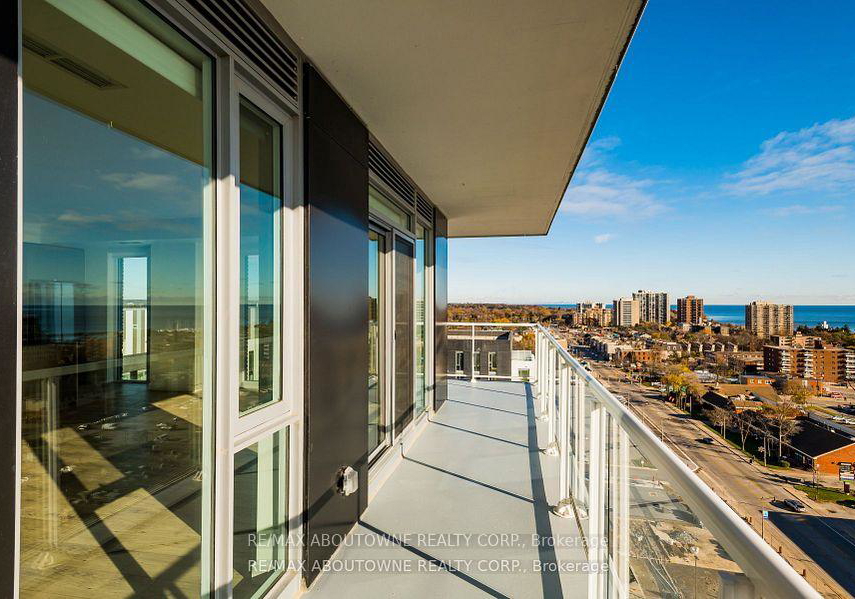 125-bronte-road-oakville-ontario-w12217653
