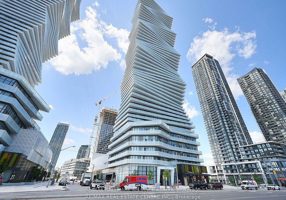 3900-confederation-parkway-mississauga-ontario-w12217828