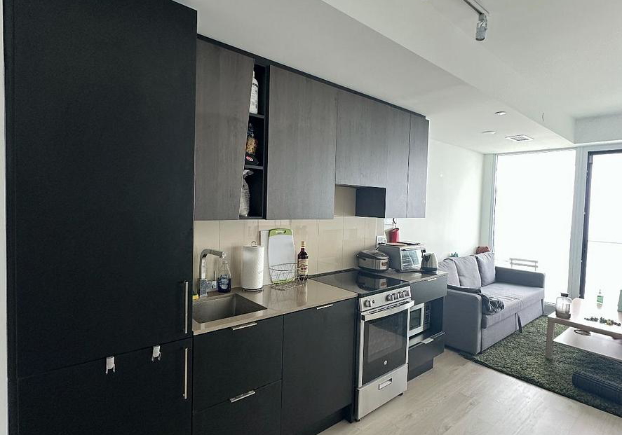 3900-confederation-parkway-mississauga-ontario-w12217828