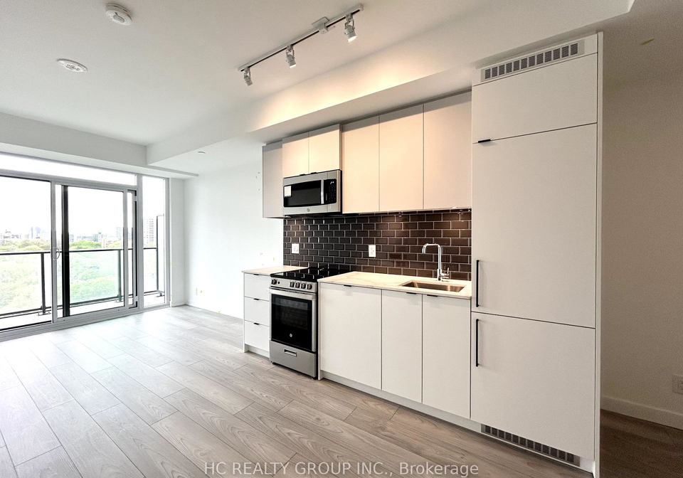 285-dufferin-street-toronto-ontario-w12217906