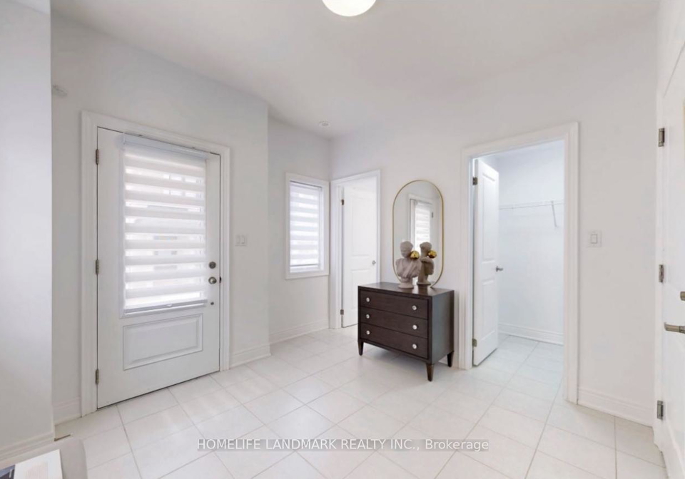 280-melody-common-oakville-ontario-w12217921