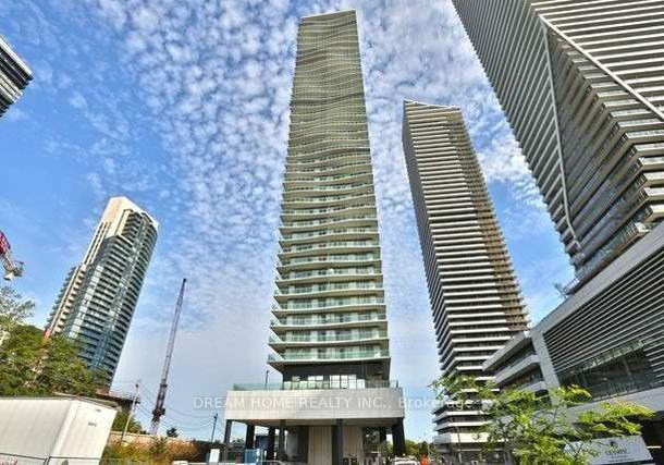 33-shore-breeze-drive-etobicoke-ontario-w12217968
