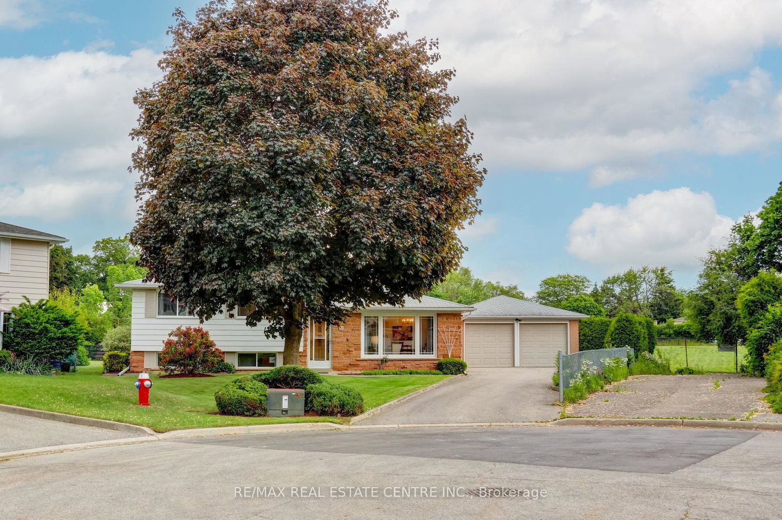 22-belfountain-court-brampton-ontario-w12217977