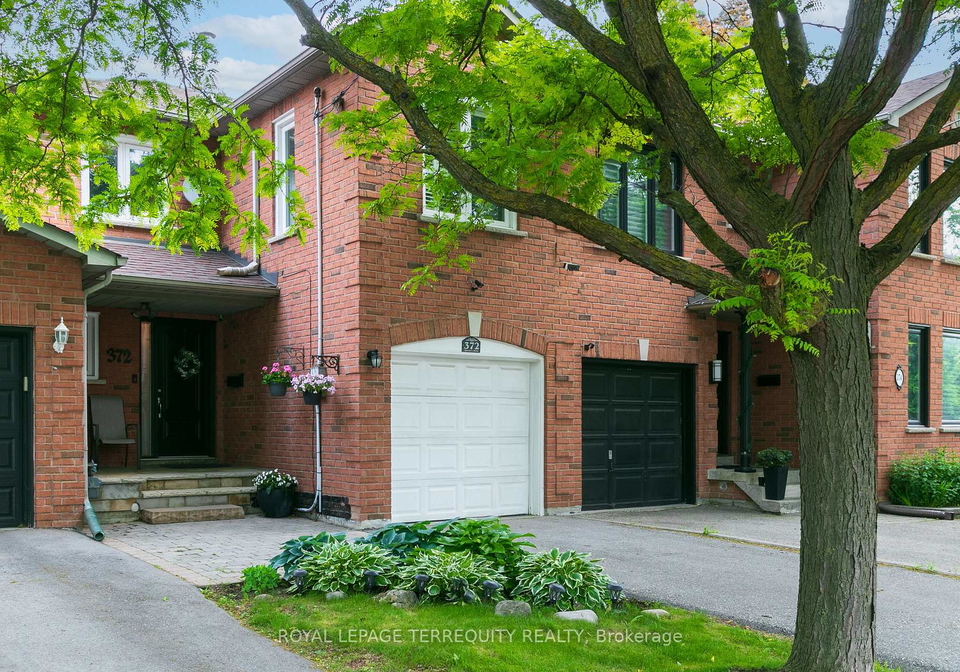 372-queens-drive-north-york-ontario-w12218001