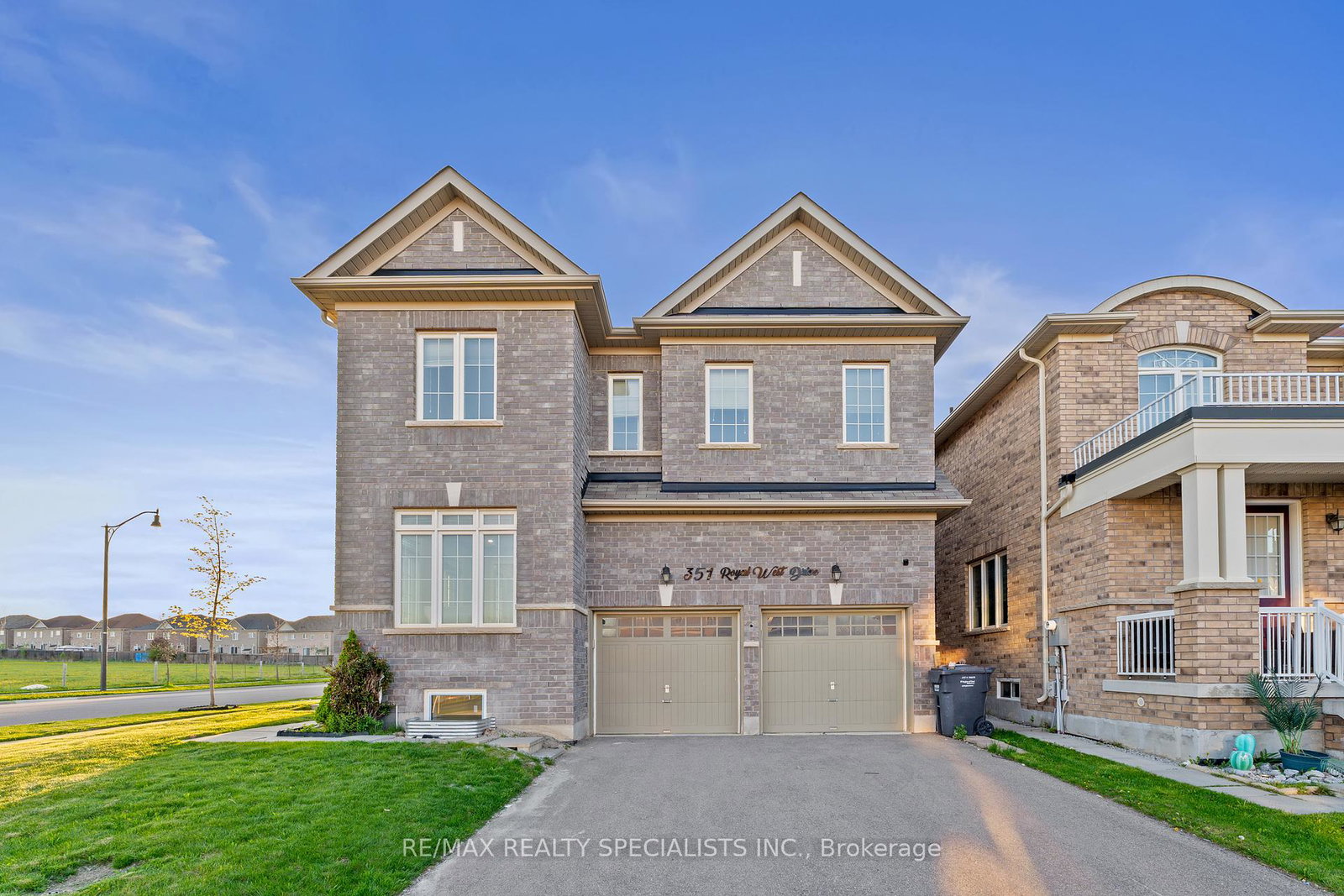 351-royal-west-drive-brampton-ontario-w12218005