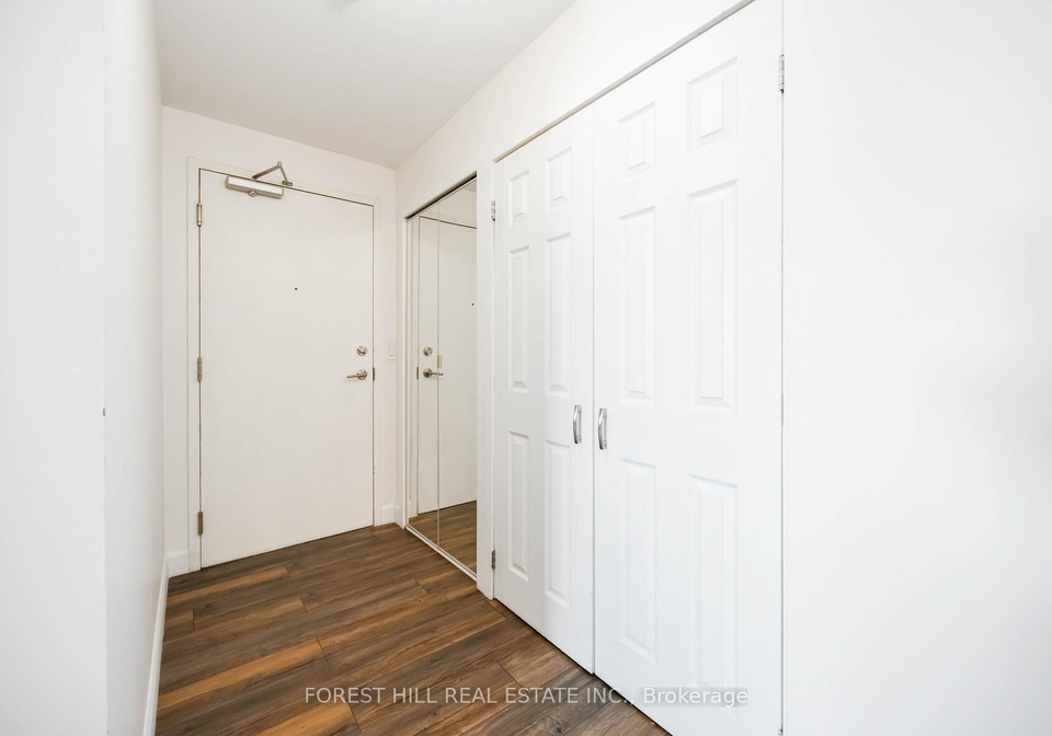 812-lansdowne-avenue-toronto-ontario-w12218100