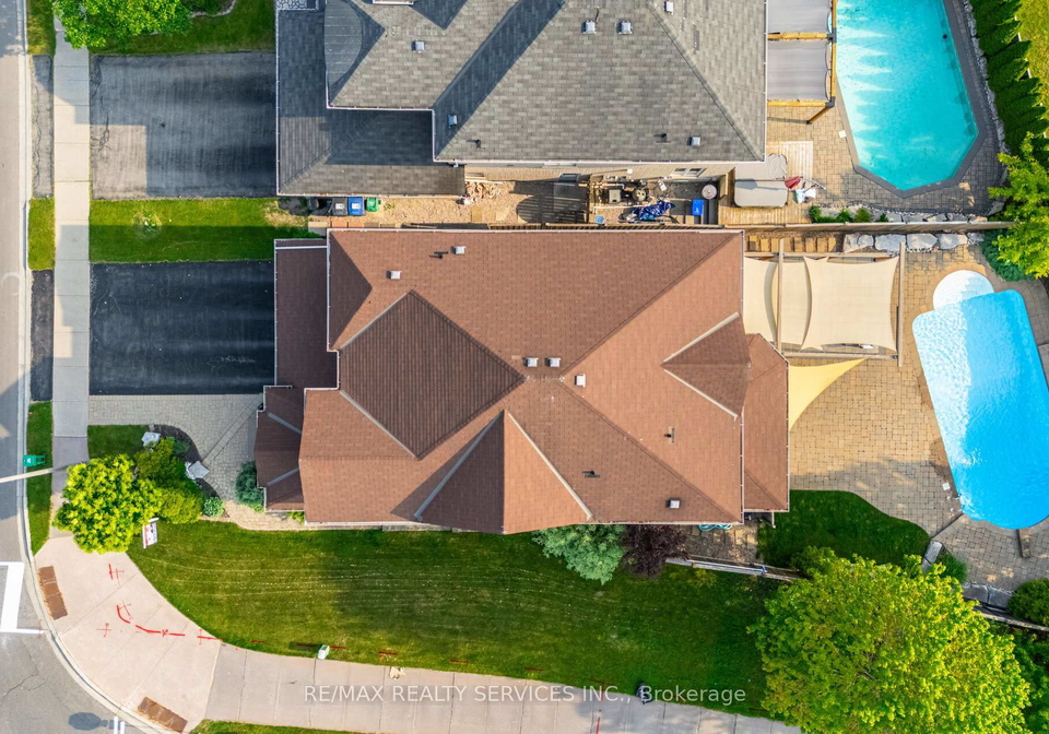 2-stoneylake-avenue-brampton-ontario-w12218199