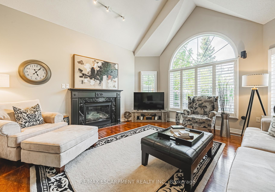 4346-millcroft-park-drive-burlington-ontario-w12218264