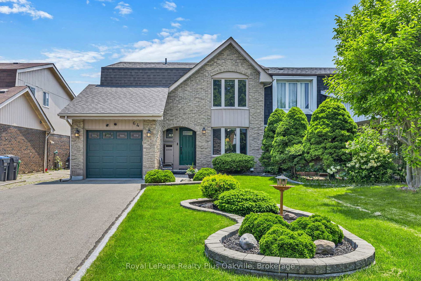 64-lamont-place-brampton-ontario-w12218437