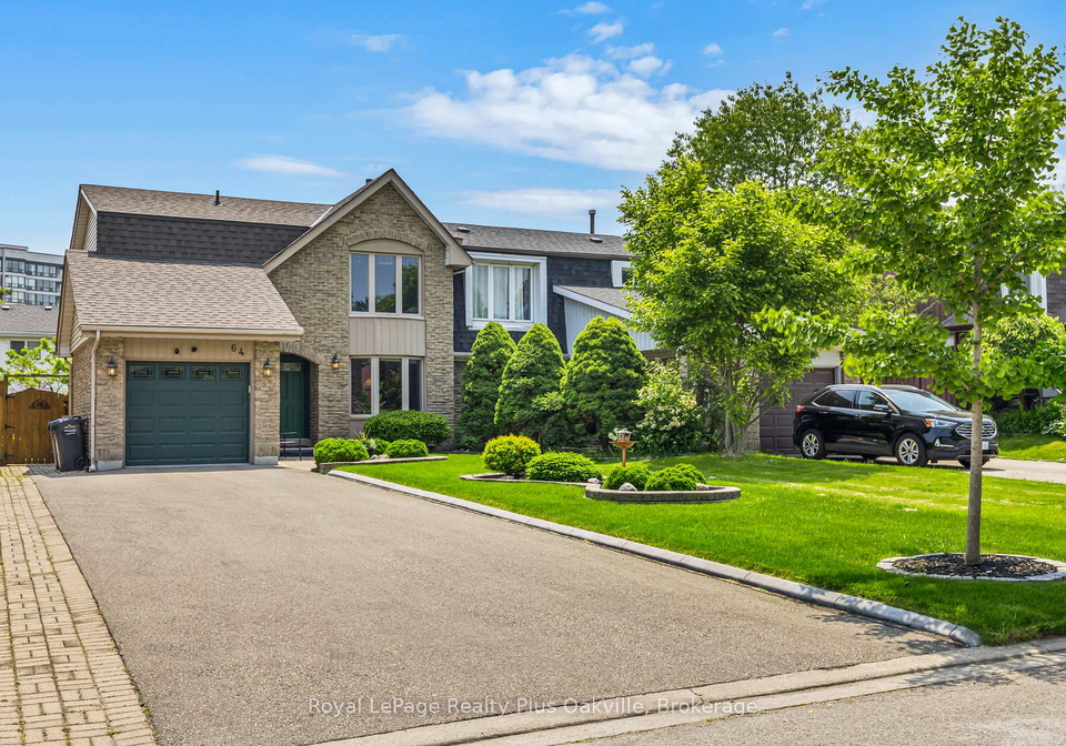 64-lamont-place-brampton-ontario-w12218437