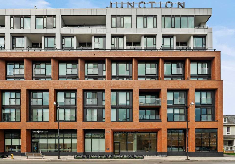 2720-dundas-street-w-toronto-ontario-w12218507