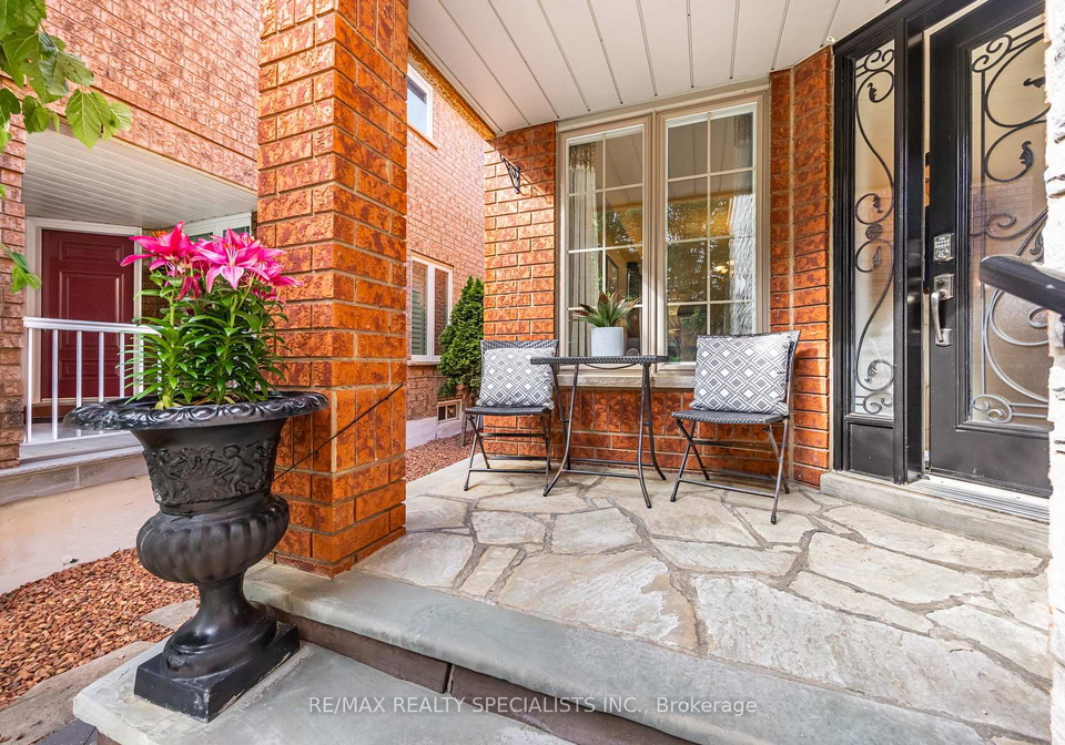 6427-hampden-woods-road-mississauga-ontario-w12218639