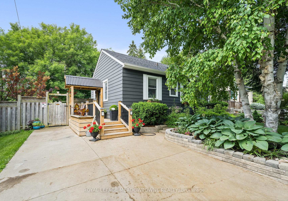 10-riverview-crescent-halton-hills-ontario-w12218785