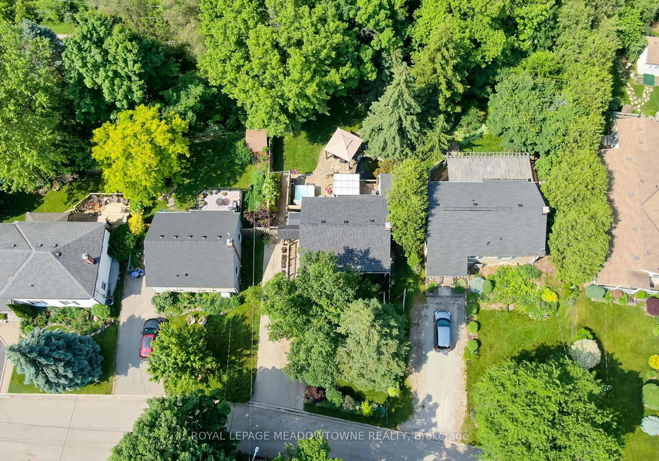 10-riverview-crescent-halton-hills-ontario-w12218785