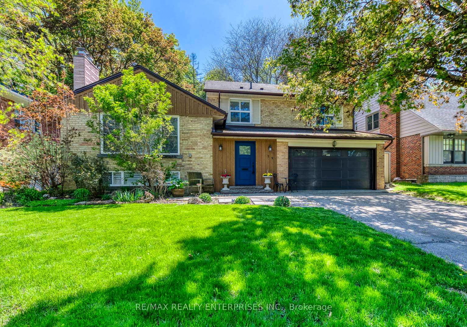 29-pinehurst-crescent-etobicoke-ontario-w12218796