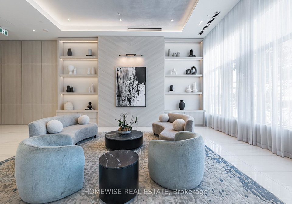 1063-douglas-mccurdy-comm-circle-w-mississauga-ontario-w12218823
