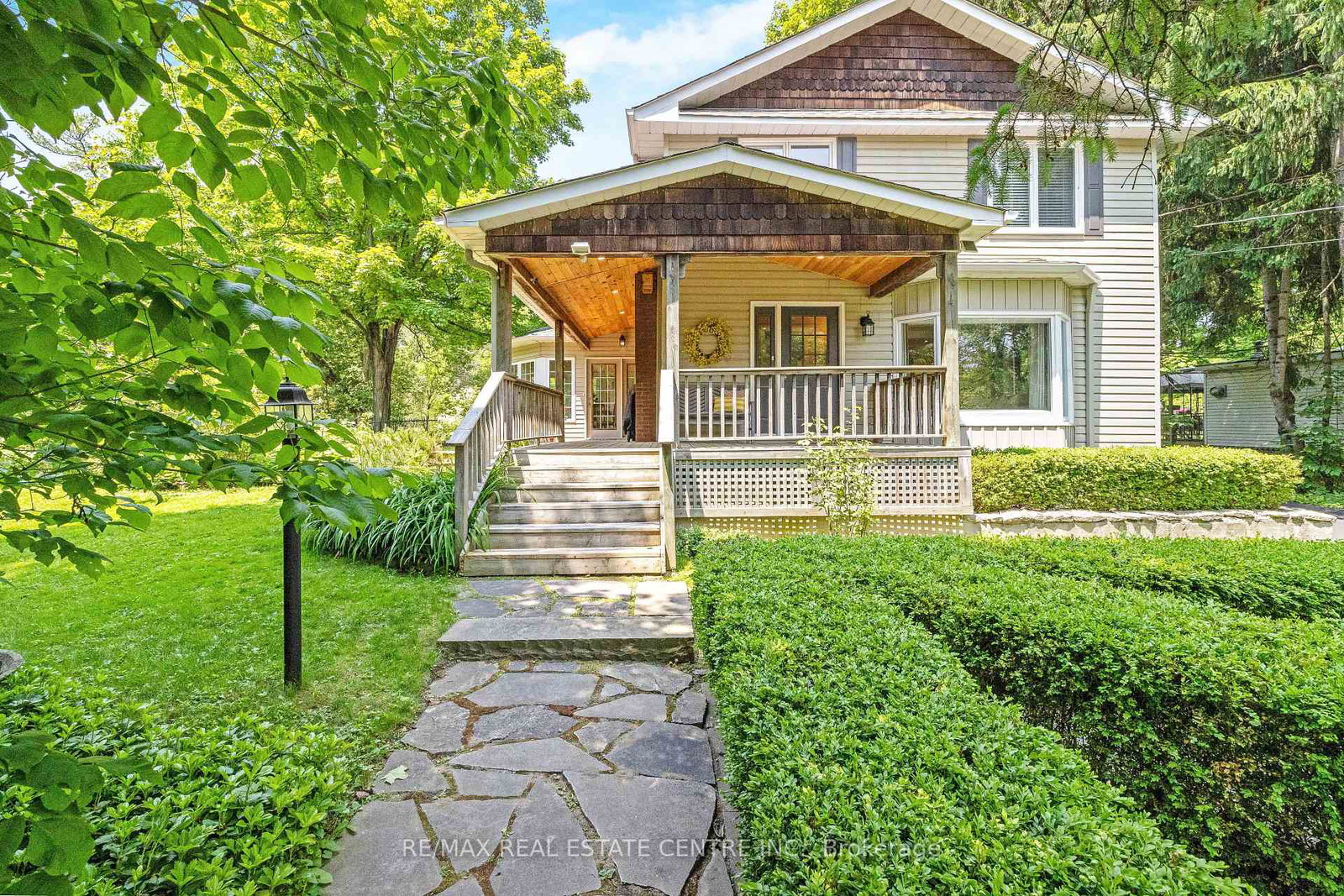 209-campbell-avenue-e-milton-ontario-w12218854
