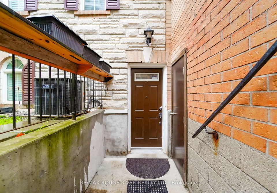70-sidney-belsey-crescent-north-york-ontario-w12218964