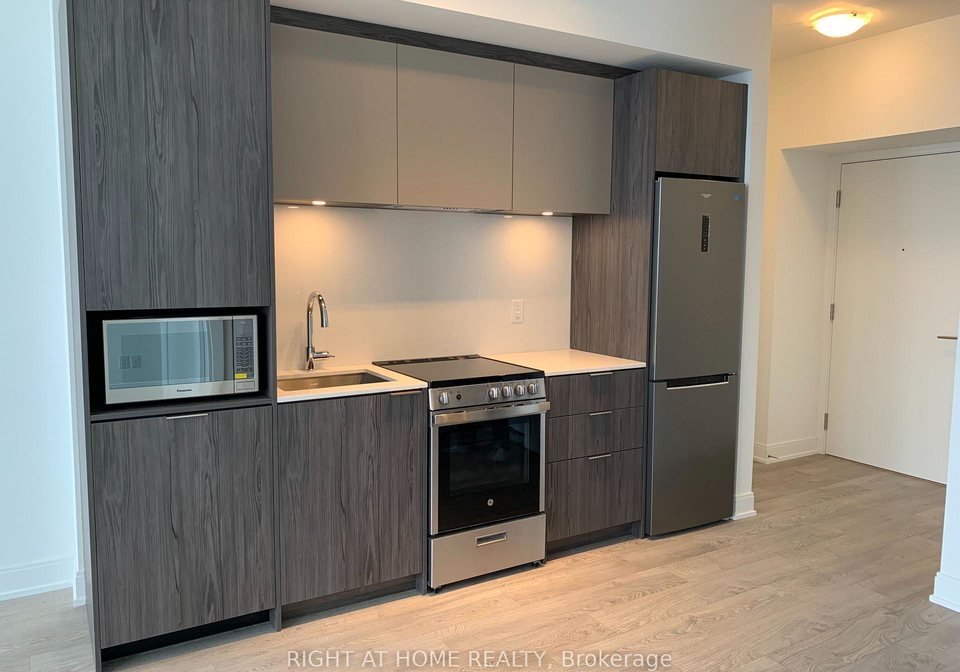 70-annie-craig-drive-etobicoke-ontario-w12219019