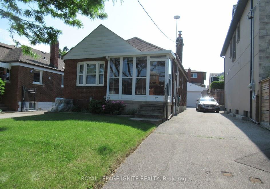 12-stephen-drive-etobicoke-ontario-w12219182