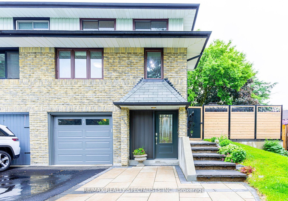 6941-cherbourg-gardens-mississauga-ontario-w12219300