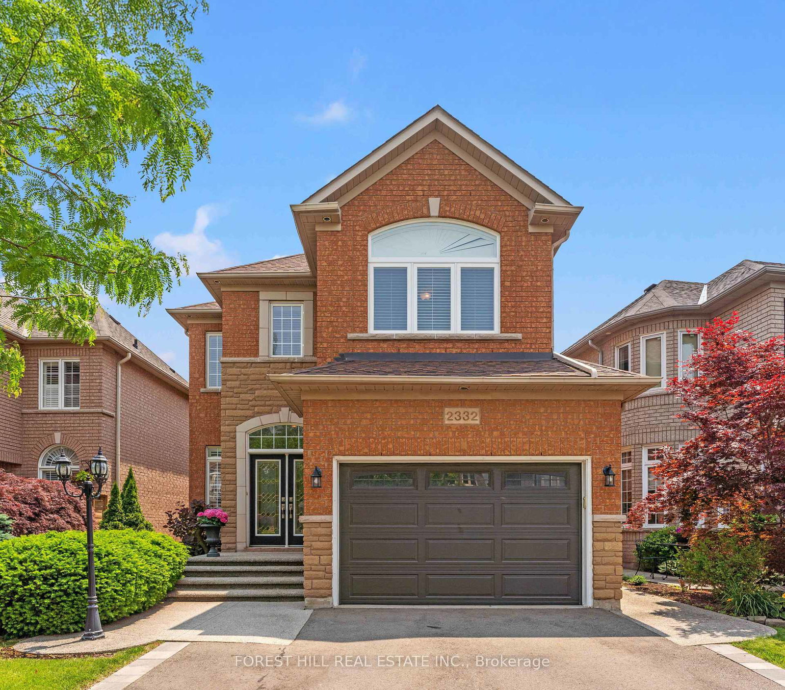 2332-glenfield-road-oakville-ontario-w12219733