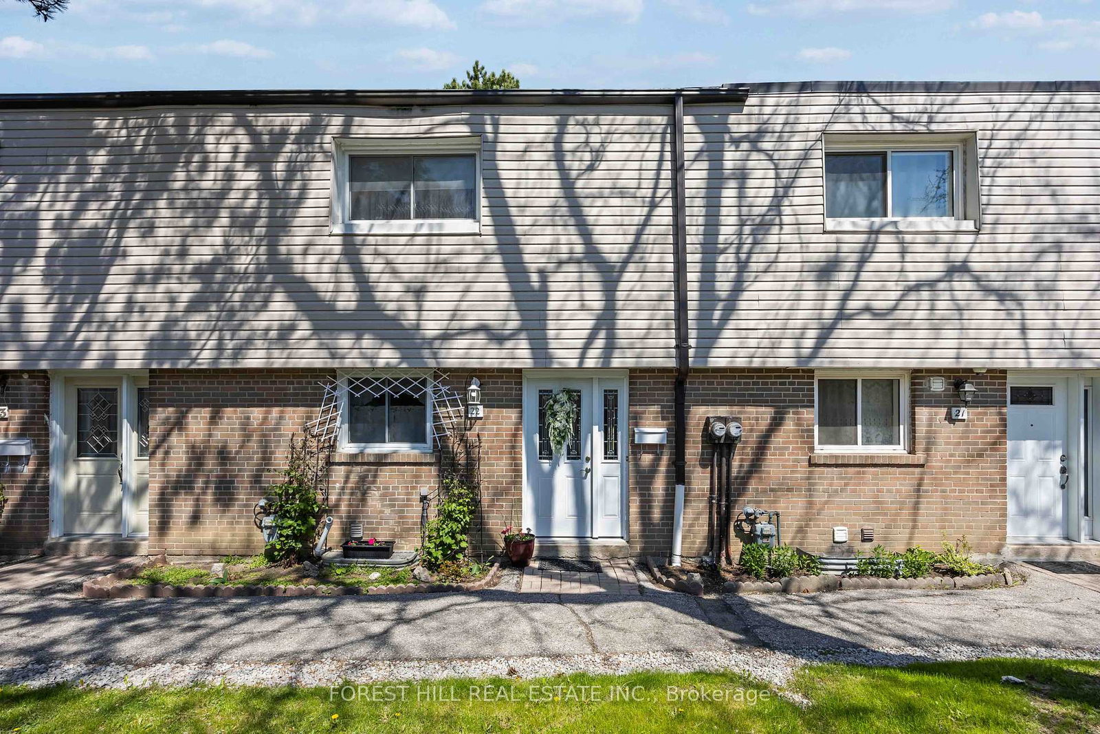 435-silverstone-drive-etobicoke-ontario-w12219888