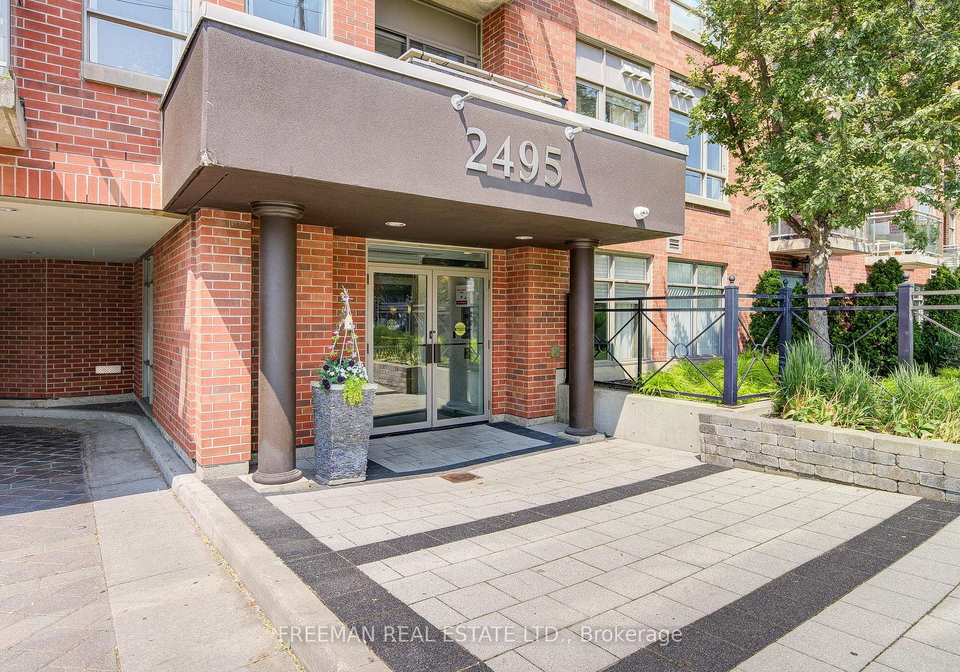 2495-dundas-street-w-toronto-ontario-w12219942