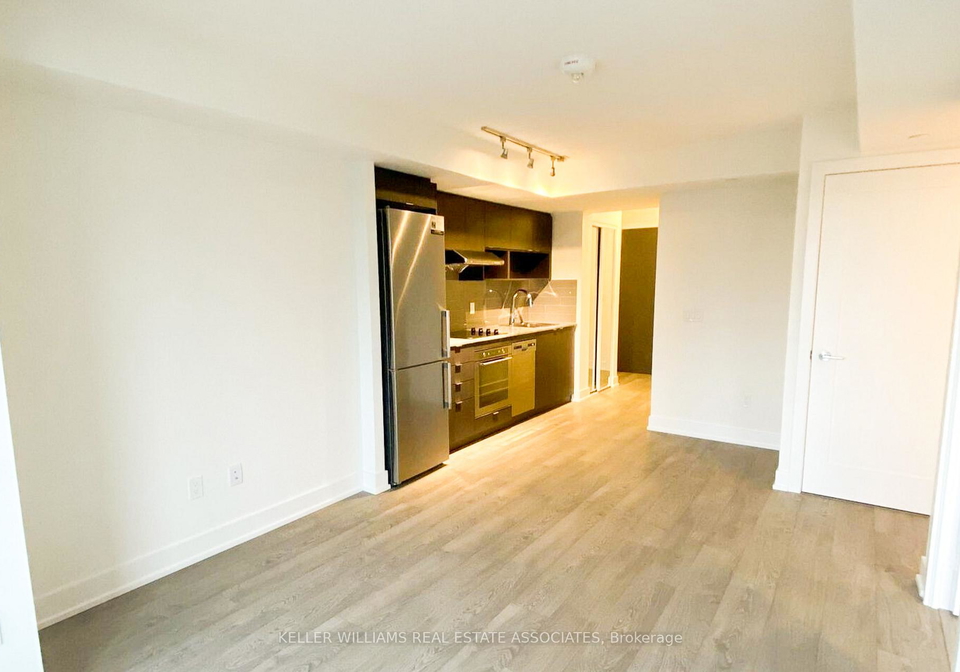 7-mabelle-avenue-etobicoke-ontario-w12220134