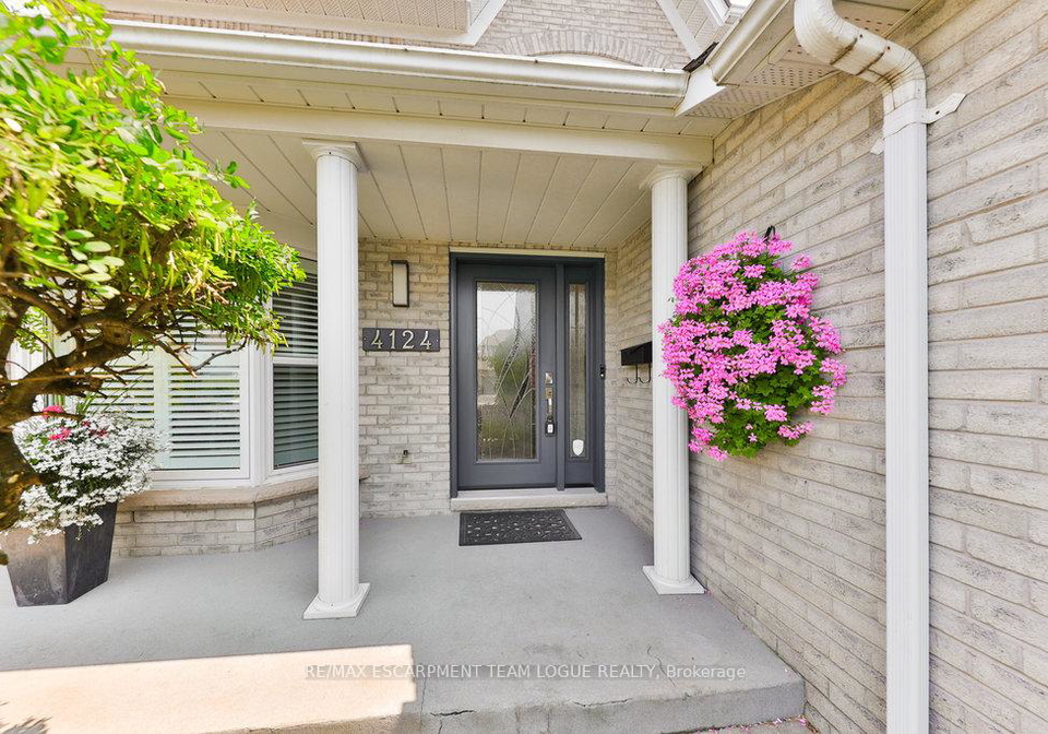 4124-millcroft-park-drive-burlington-ontario-w12220226